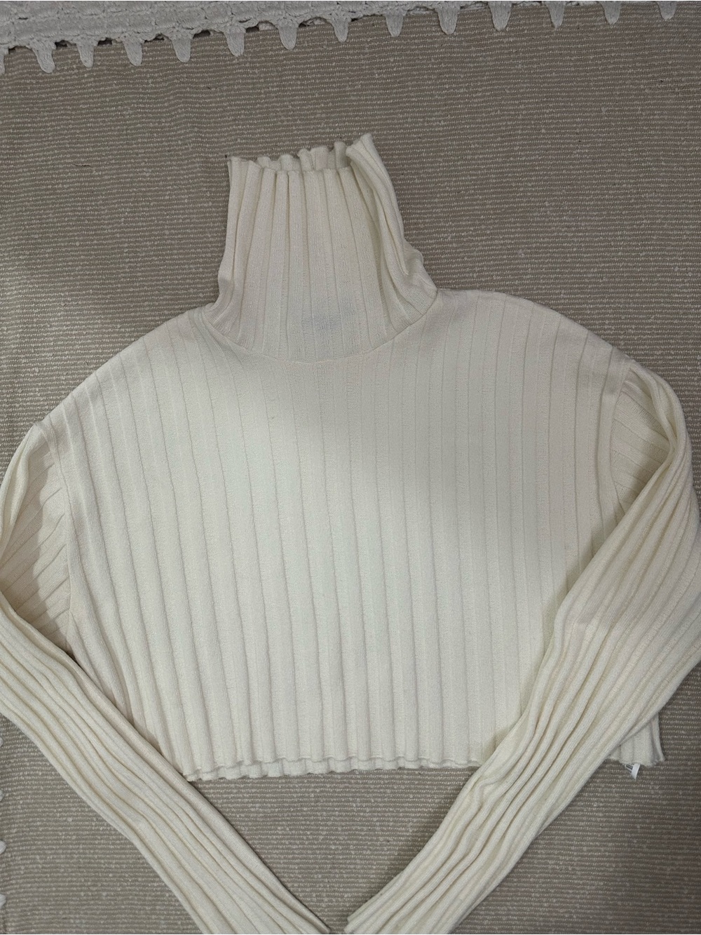 Zara Women’s Cream Ribbed Turtleneck Cropped Sweater - Women
